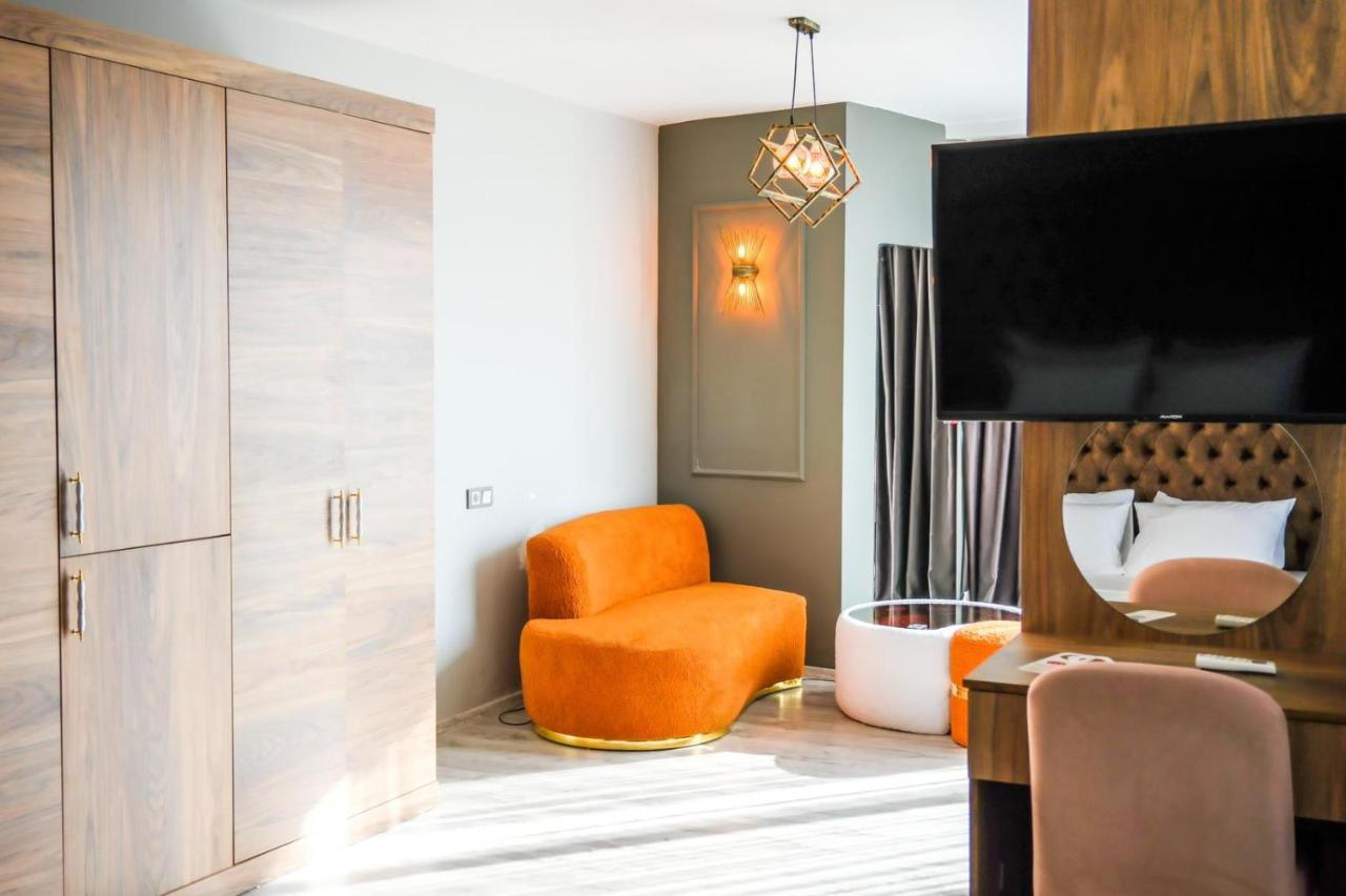 Grandmer Suit Otel Mezitli Exterior photo